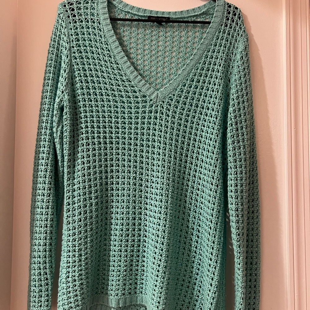 Chic Mint V-Neck Sweater